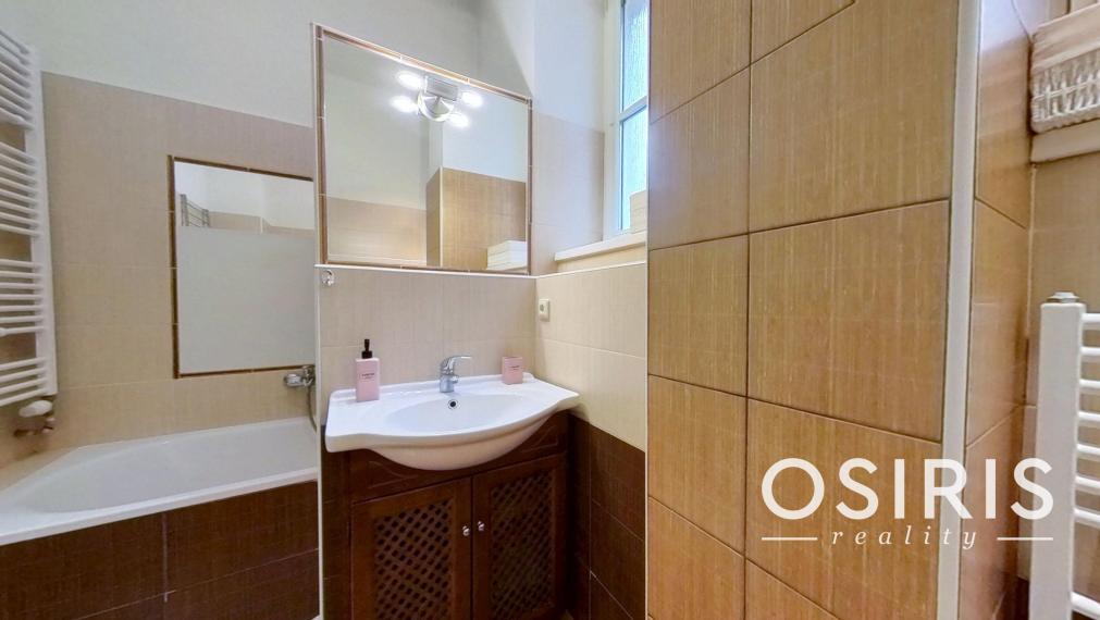 Priestranný 2-izbový na Zochovej ulici