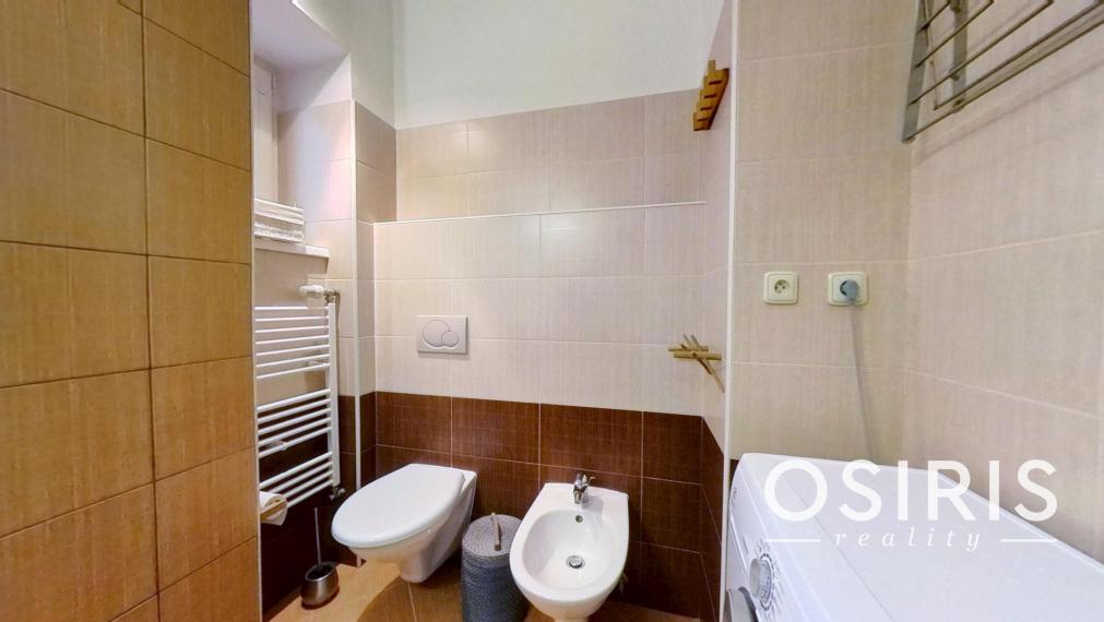 Priestranný 2-izbový na Zochovej ulici