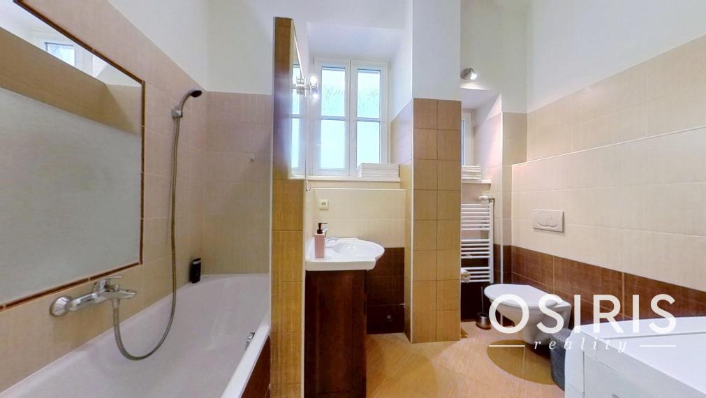 Priestranný 2-izbový na Zochovej ulici