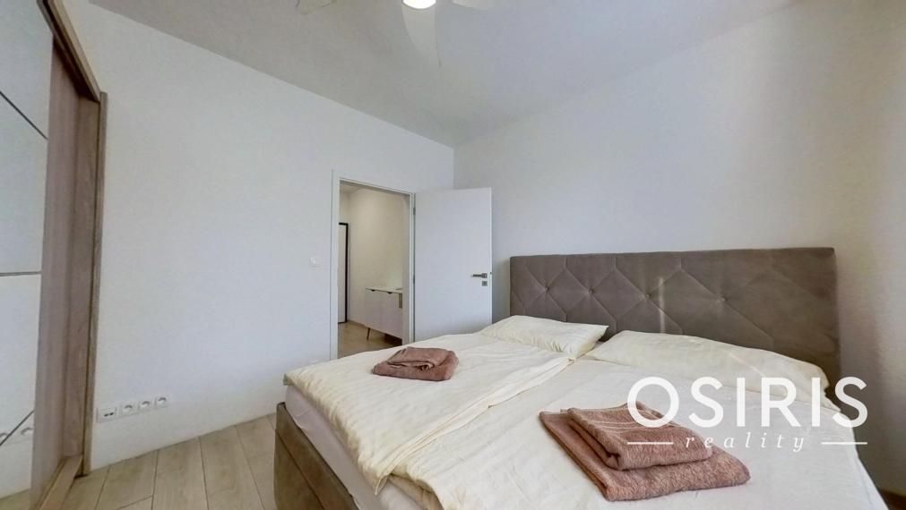 2i byt v štandarde, balkón 4.51 m2, 1x parkovacie miesto, obec Rovinka