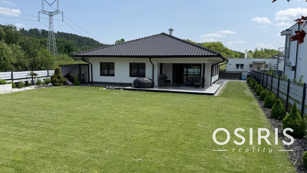 Moderný 4-izbový rodinný dom so záhradou a terasou, Uhorská Ves