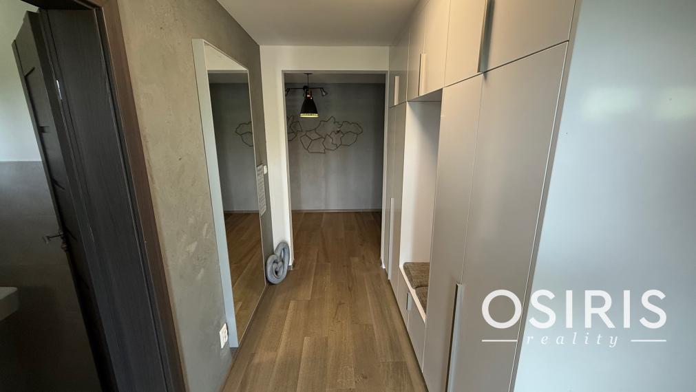 Moderný 4-izbový rodinný dom so záhradou a terasou, Uhorská Ves