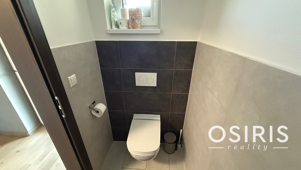 Moderný 4-izbový rodinný dom so záhradou a terasou, Uhorská Ves