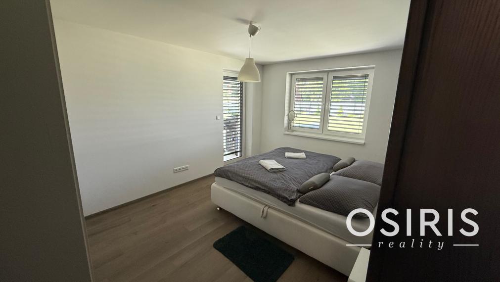 Moderný 4-izbový rodinný dom so záhradou a terasou, Uhorská Ves