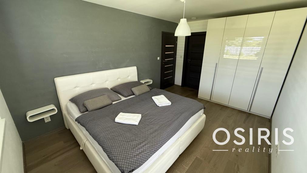 Moderný 4-izbový rodinný dom so záhradou a terasou, Uhorská Ves