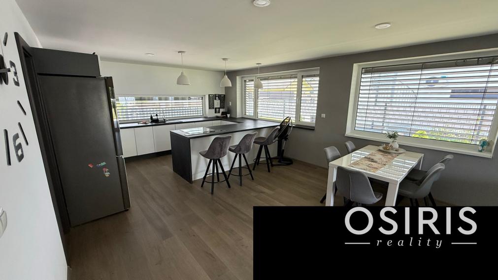 Moderný 4-izbový rodinný dom so záhradou a terasou, Uhorská Ves