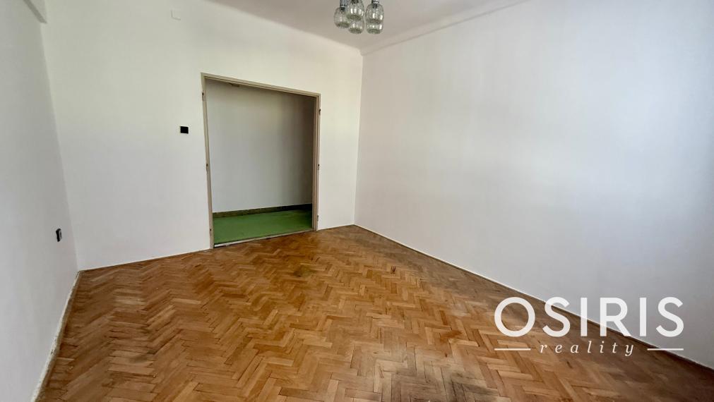 Priestranný 3 izbový byt, po čiastočnej rekonštrukcii, Americká ul.