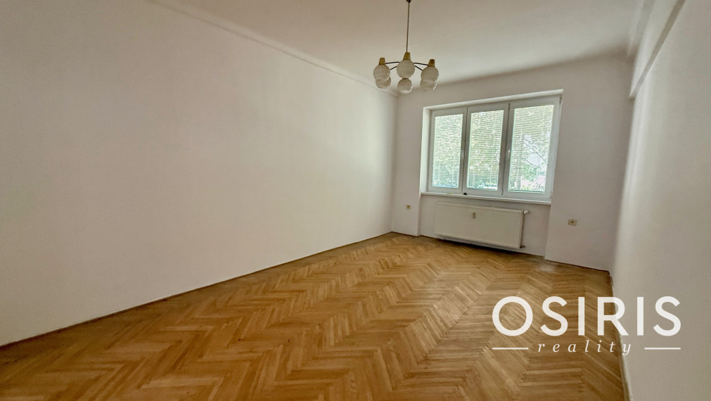 Priestranný 3 izbový byt, po čiastočnej rekonštrukcii, Americká ul.