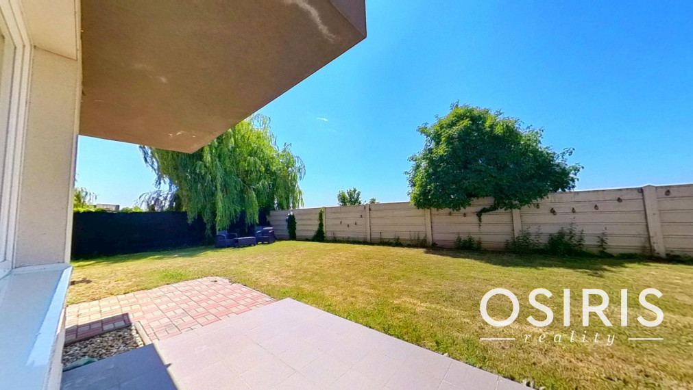 Zariadený 2i byt so záhradou 198m2, novostavba 2016, 1x parkovanie