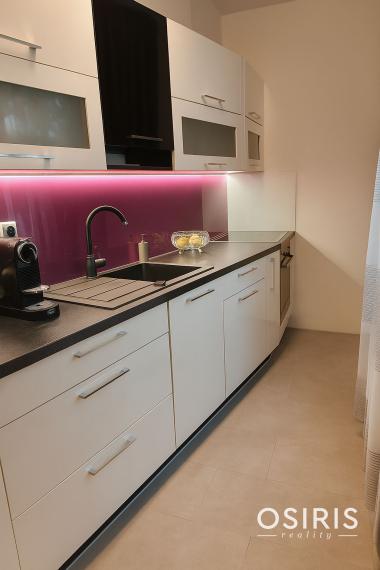 Štýlový, kompletne zrekonštruovaný 2 izb. byt v TOP lokalite