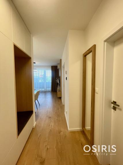 Prenájom úplne nového, luxusného 2 izb. bytu s garážovým miestom