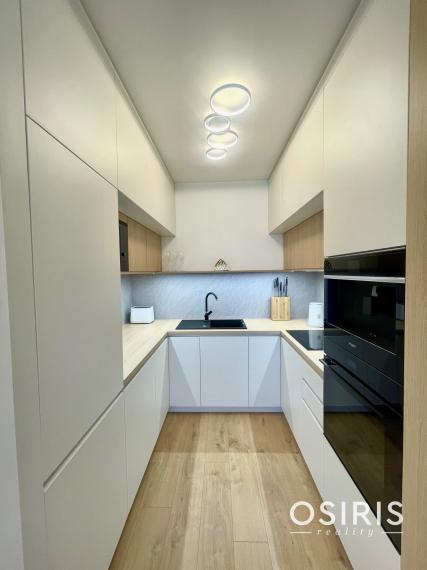 Prenájom úplne nového, luxusného 2 izb. bytu s garážovým miestom