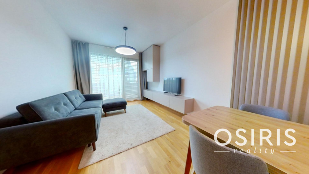 Klimatizovaný 3i byt zariadený dizajnérom v novostavbe Cubicon, parkovanie v garáži