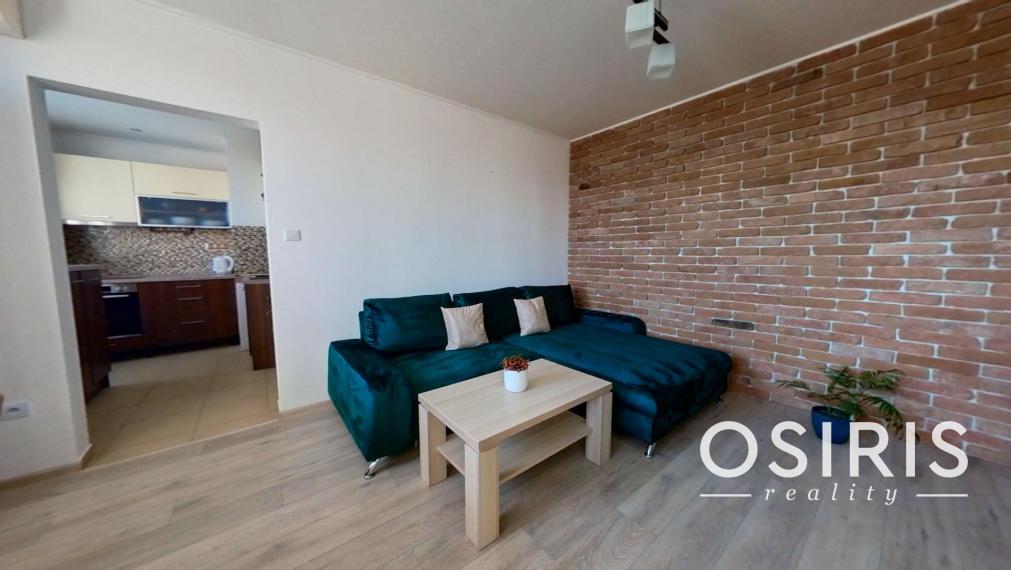 Na prenájom Klimatizovaný 2i byt s balkónom, Piešťanská ul.