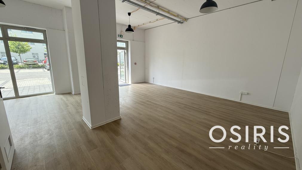 Klimatizovaný obchodný priestor 52,51 m2, novostavba 2024, 2x parkovacie miesto, Ovocné Sady