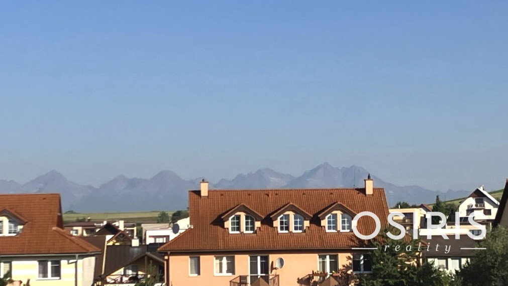 Slnečný, zariadený 2i byt s výhľadom na Tatry, Smižany