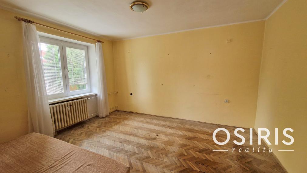 2-izbový byt + samostatná kuchyňa, 2x balkón, Banícka ul.