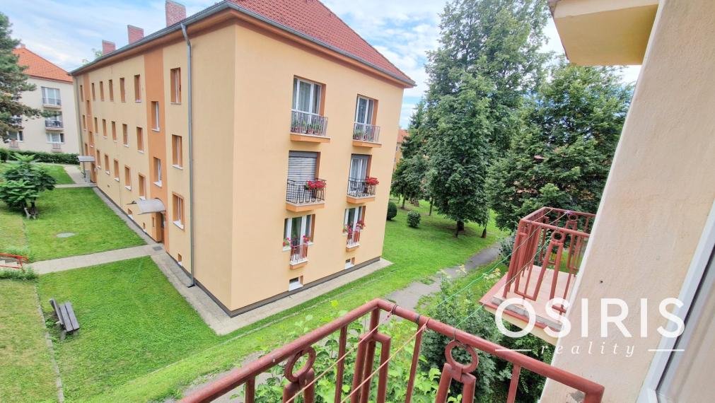 2-izbový byt + samostatná kuchyňa, 2x balkón, Banícka ul.