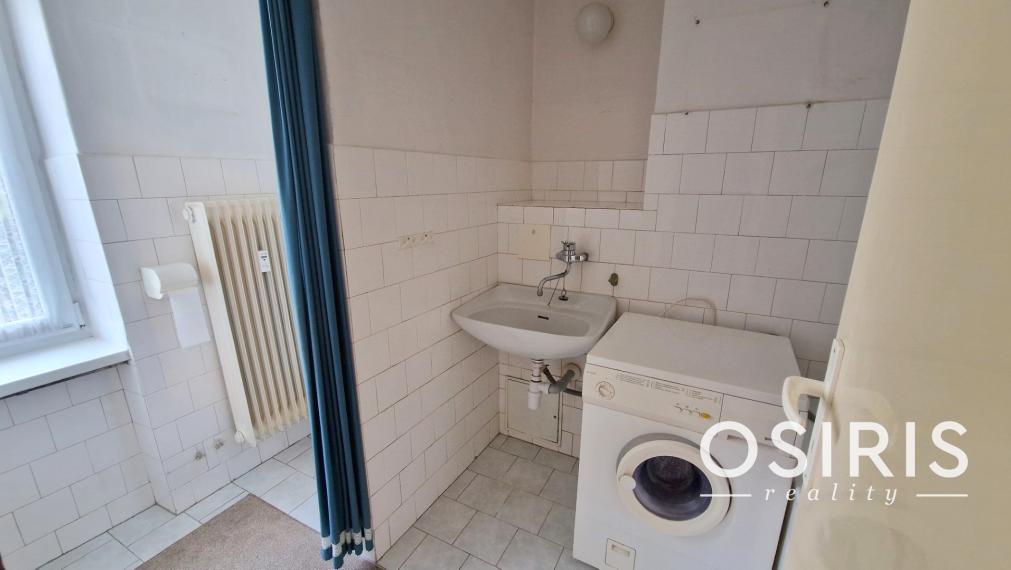 2-izbový byt + samostatná kuchyňa, 2x balkón, Banícka ul.