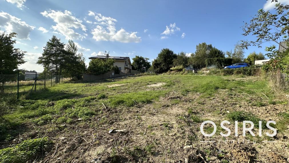 Slnečný stavebný pozemok na úpätí Malých Karpát, Marianka