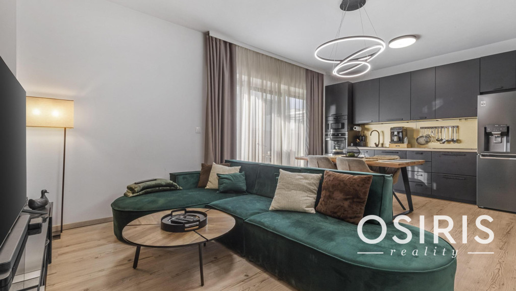 Kompletne zariadený 4 izb. byt v trojdome s veľkou záhradou