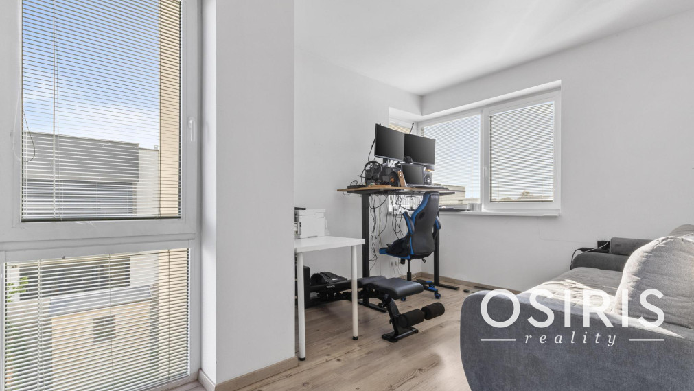 Kompletne zariadený 4 izb. byt v trojdome s veľkou záhradou