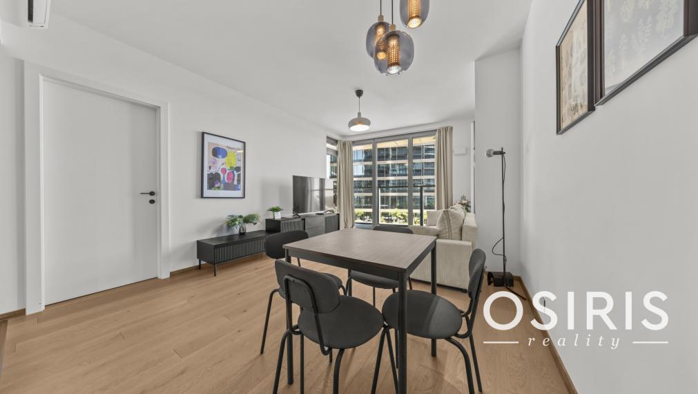 Klimatizovaný 2 izbový byt s terasou v Eurovea Tower, 1x parkovanie