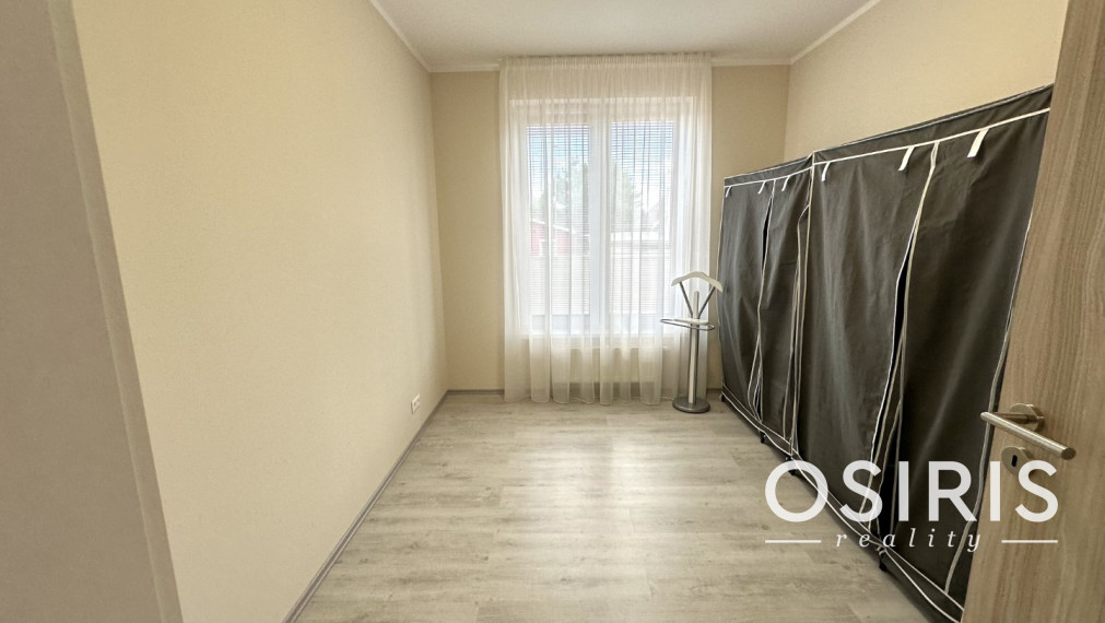 Slnečný 3i byt v novostavbe s veľkou terasou a parkovaním