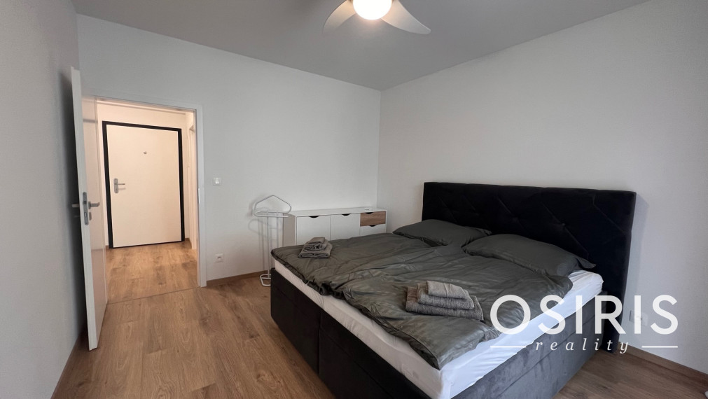 2i byt s balkónom 12 m2, novostavba 2024, 1x parkovacie miesto,