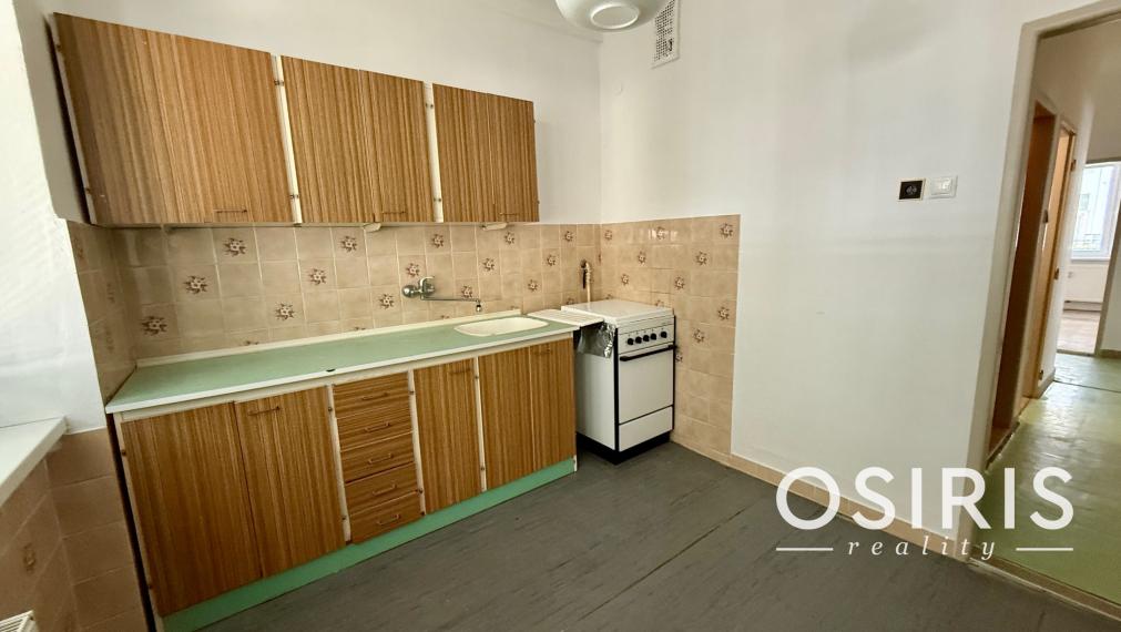 Priestranný 3 izbový byt, po čiastočnej rekonštrukcii, Americká ul.