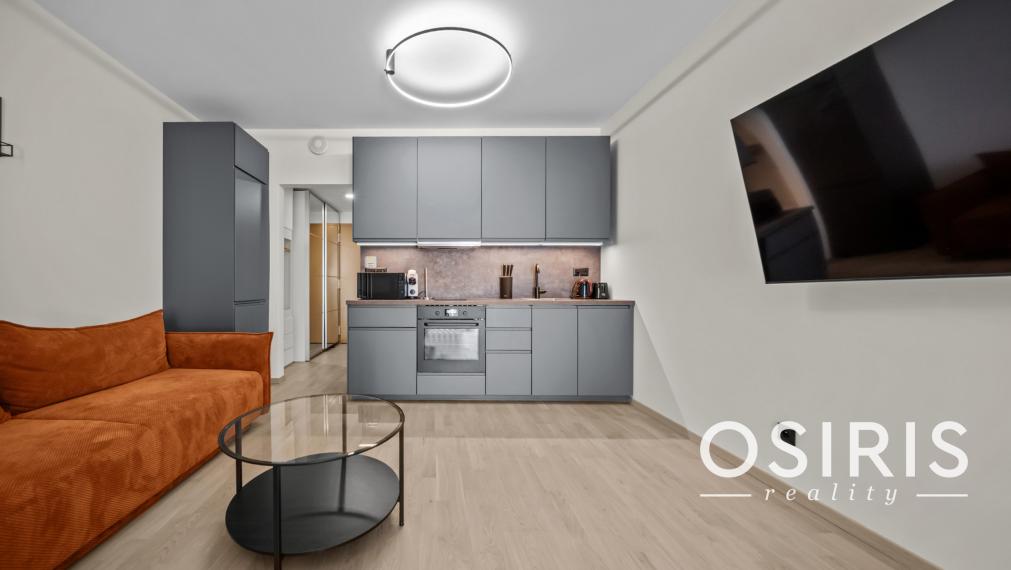 METROPOLIS- Klimatizovaný 1i byt s balkónom, parkovacie miesto