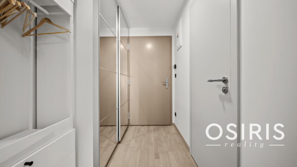 METROPOLIS- Klimatizovaný 1i byt s balkónom, parkovacie miesto