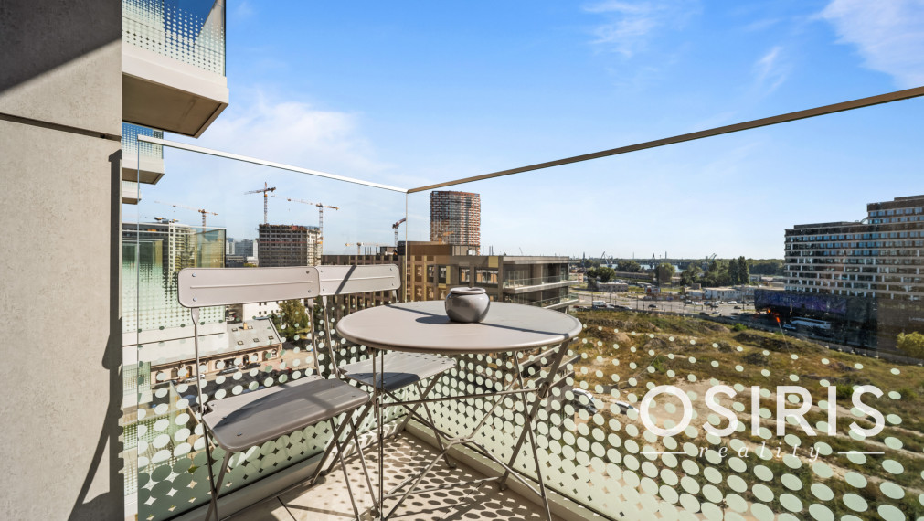 METROPOLIS- Klimatizovaný 1i byt s balkónom, parkovacie miesto