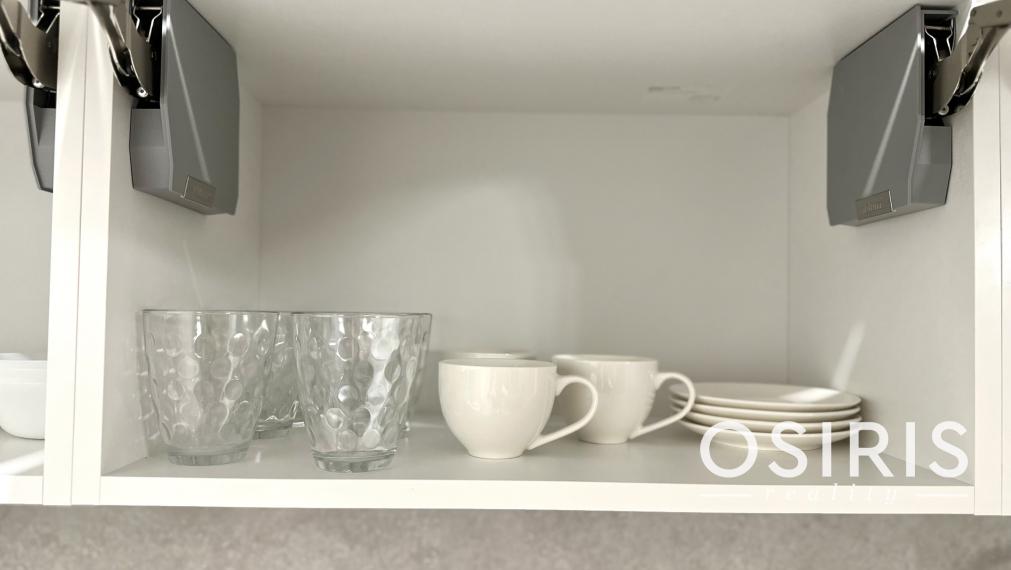 Klimatizovaný 4i zariadený dom, vírivka, 2x parking, D. Lužná