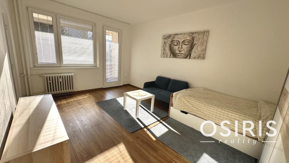 Slnečný, zrekonštruovaný 1i byt Landauova ul. BA - Dúbravka