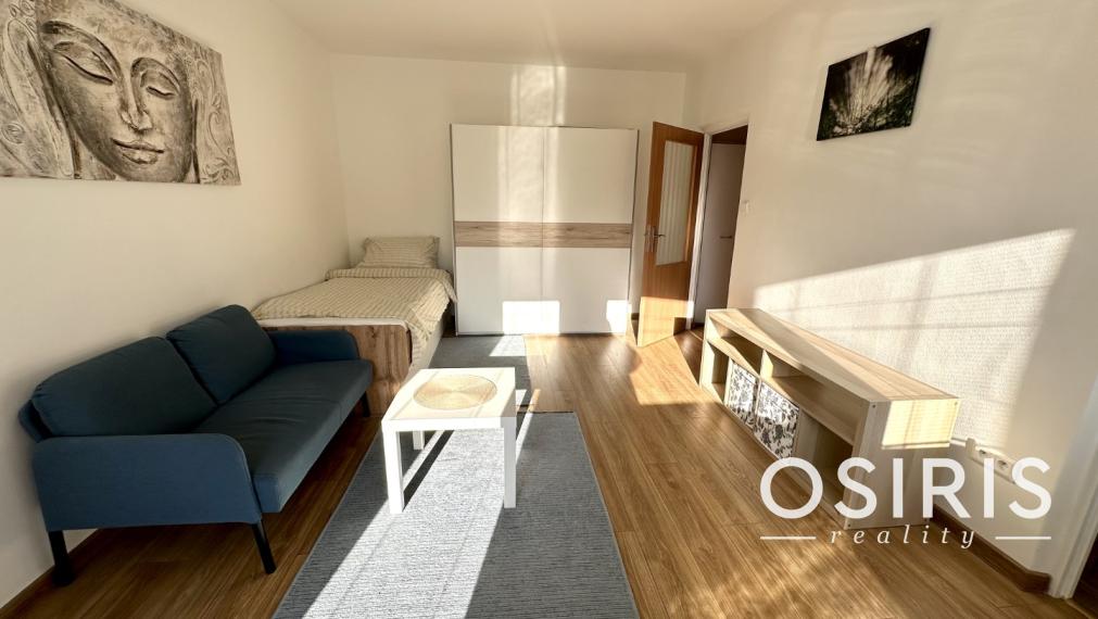 Slnečný, zrekonštruovaný 1i byt Landauova ul. BA - Dúbravka