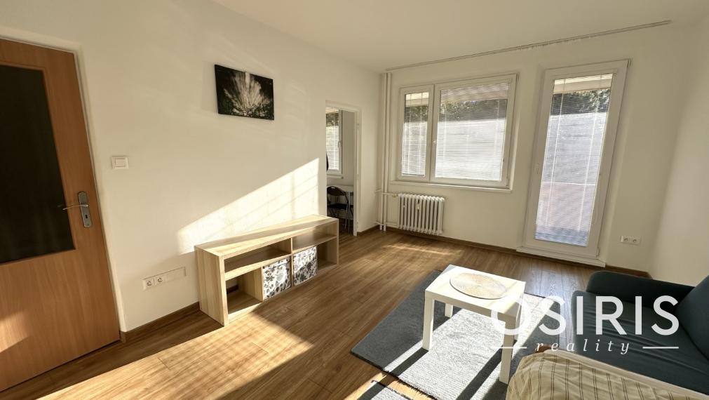 Slnečný, zrekonštruovaný 1i byt Landauova ul. BA - Dúbravka