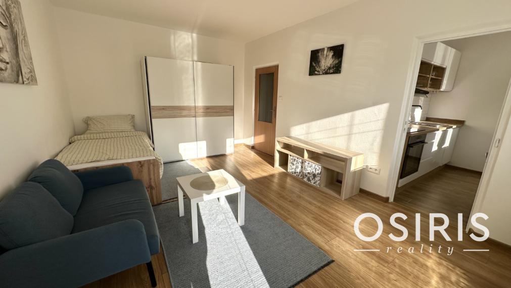 Slnečný, zrekonštruovaný 1i byt Landauova ul. BA - Dúbravka