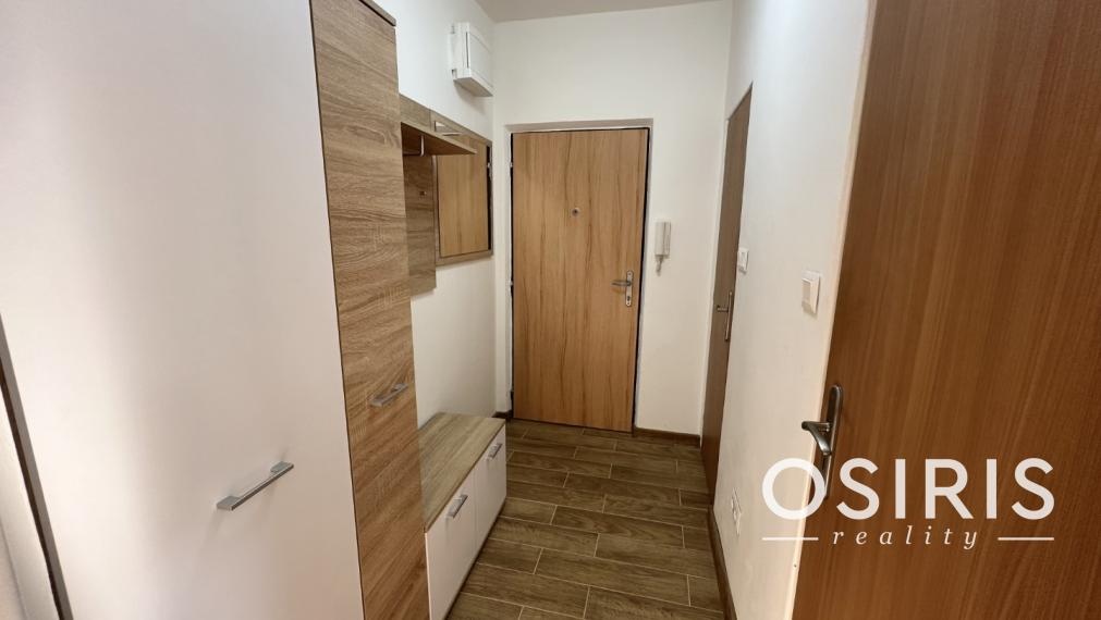 Slnečný, zrekonštruovaný 1i byt Landauova ul. BA - Dúbravka