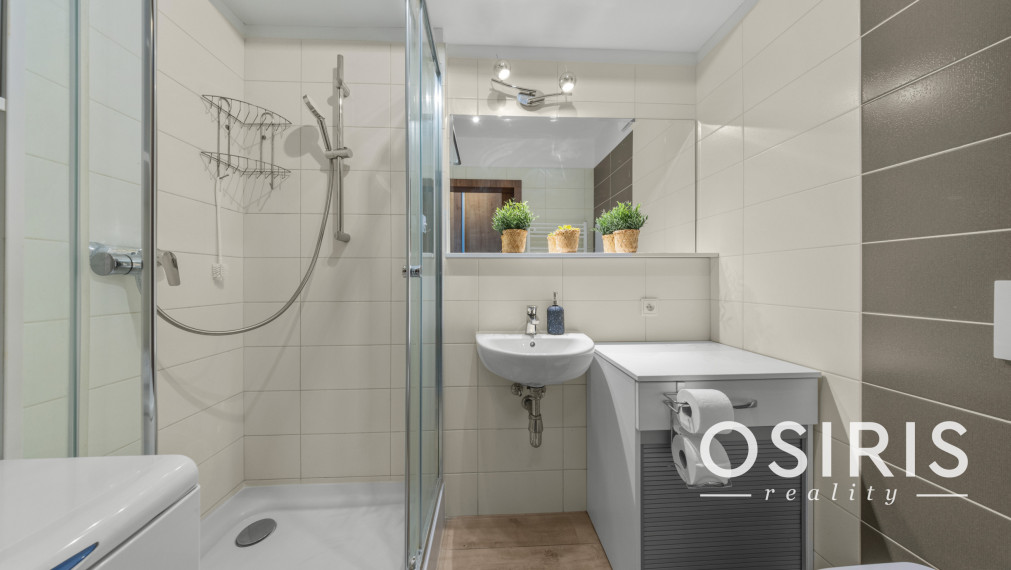 Klimatizovaný 1i byt s balkónom, novostavba 2016, Rustaveliho