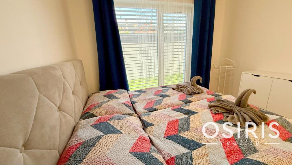 Klimatizovaný 4i rodinný dom s bazénom, 2x parkovanie na pozemku, novostavba 2023