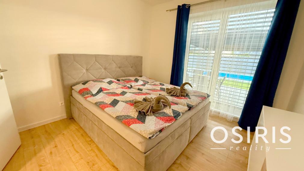 Klimatizovaný 4i rodinný dom s bazénom, 2x parkovanie na pozemku, novostavba 2023