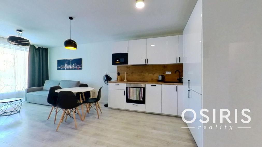 Na prenájom kompletne zariadený 2-izbový byt s terasou v projekte MORUŠE