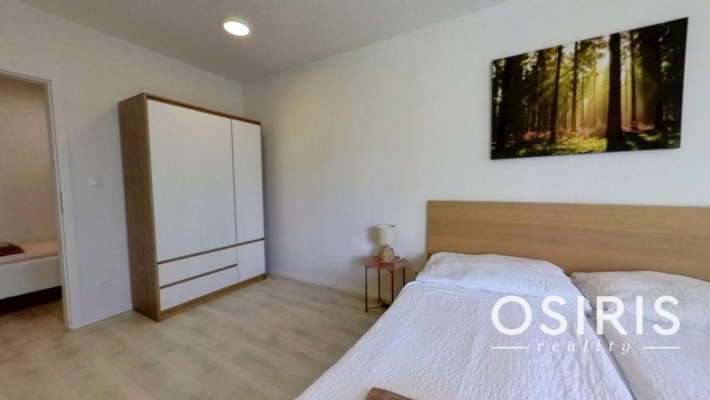 Na prenájom kompletne zariadený 2-izbový byt s terasou v projekte MORUŠE