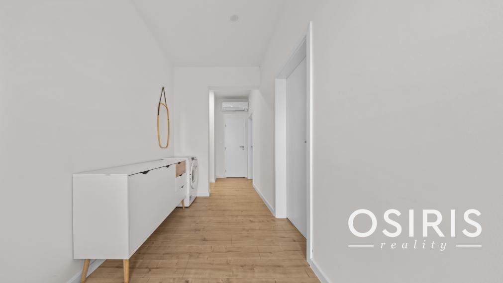 Klimatizovaný 4i rodinný dom s bazénom, 2x parkovanie na pozemku, novostavba 2023