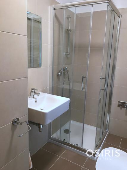 Zariadený 1i byt s balkónom, novostavba 2017 Slnečnice, parkovacie miesto