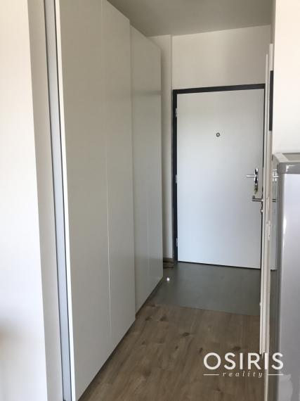 Zariadený 1i byt s balkónom, novostavba 2017 Slnečnice, parkovacie miesto