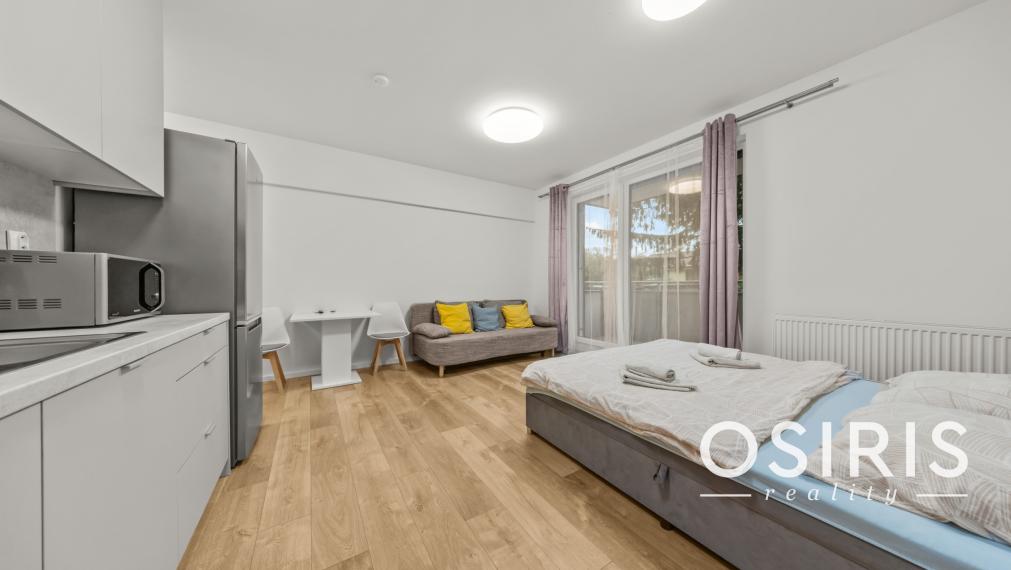 Klimatizovaný 1i byt s balkónom, novostavba 2022, predzáhradka, parkovacie miesto