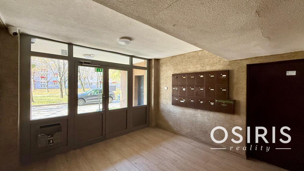 Kompletne zrekonštruovaný byt s dvoma balkónmi v top lokalite