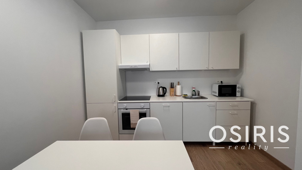 Na prenájom 2i byt s balkónom 12 m2, novostavba 2024, 1x parkovacie miesto,